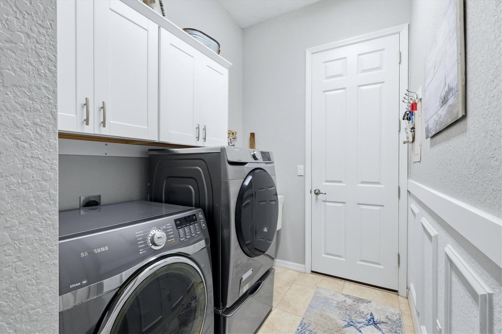 RIVER STRAND - Residential