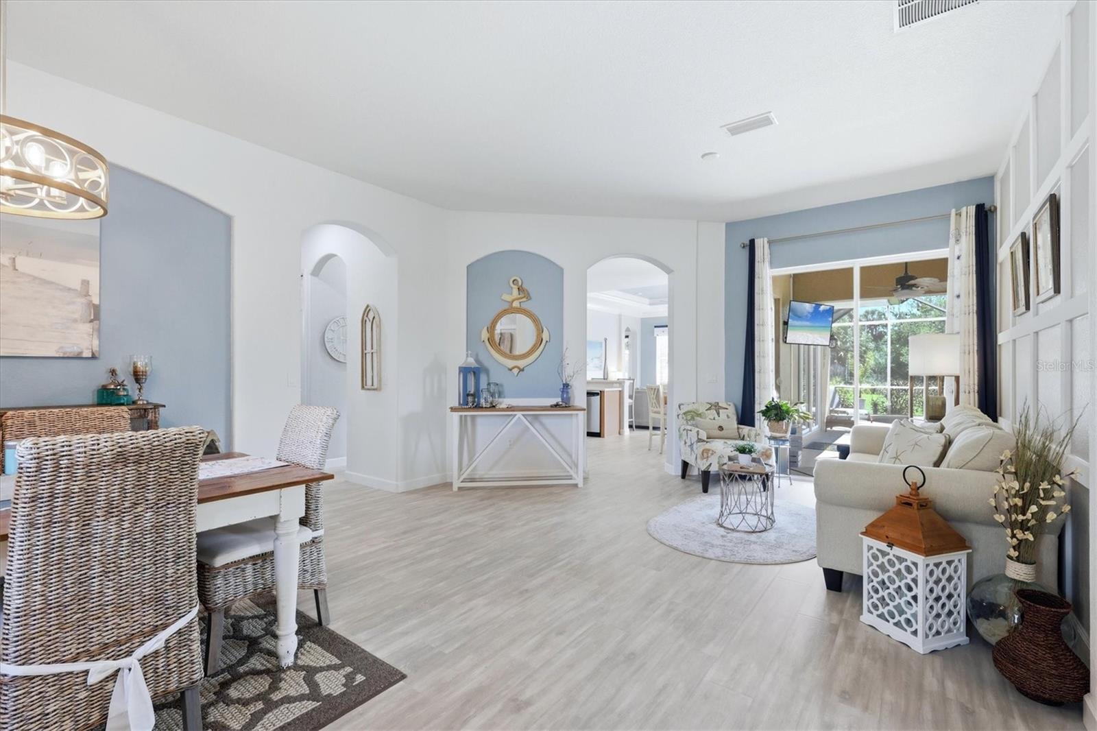 RIVER STRAND - Residential