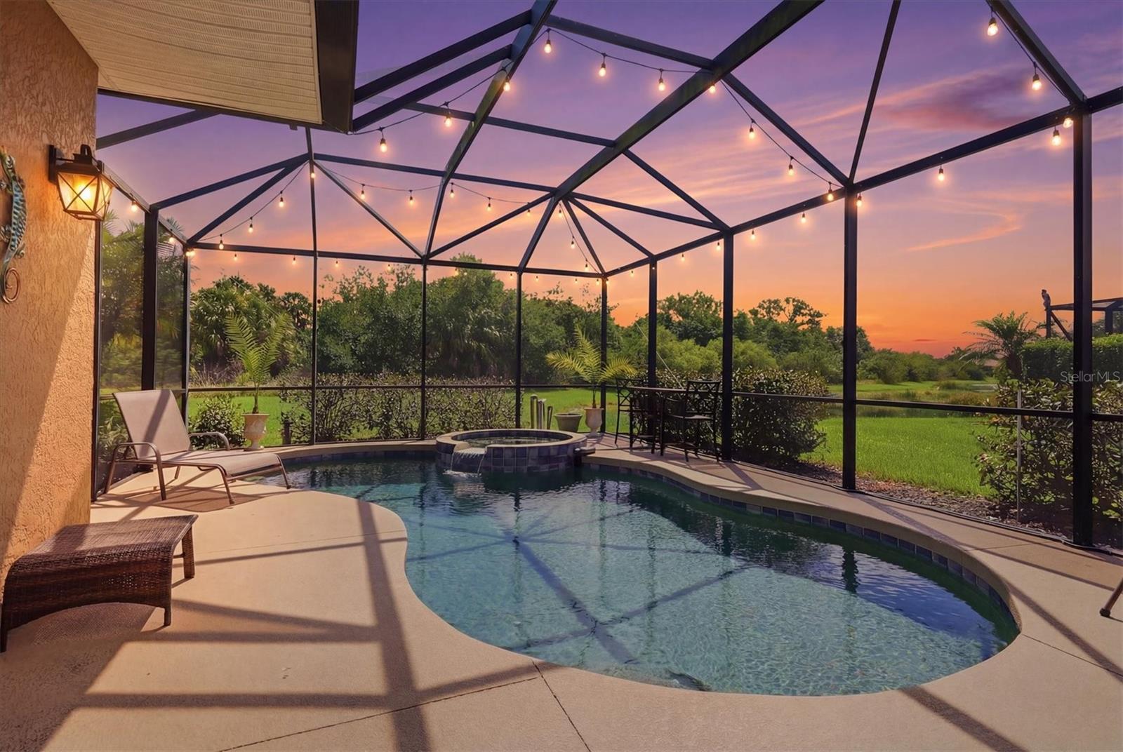 RIVER STRAND - Residential