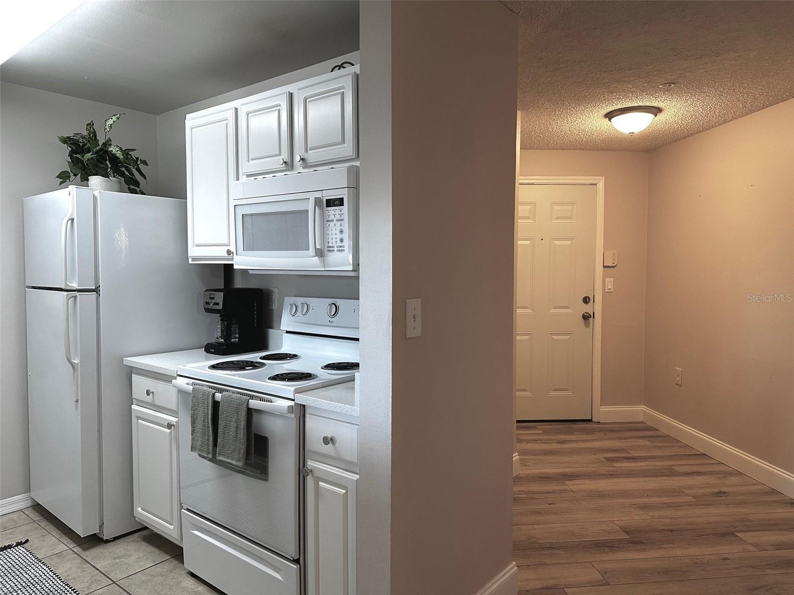 LAS PALMAS OF SARASOTA - Residential Lease
