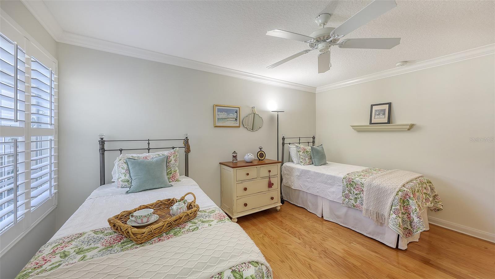 VILLAGEWALK - Residential Lease
