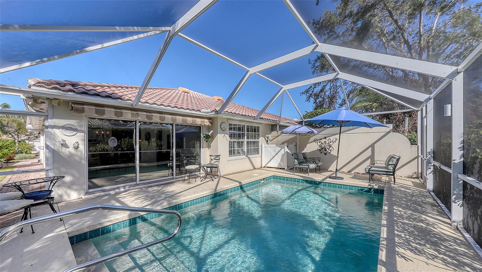 VILLAGEWALK - Residential Lease