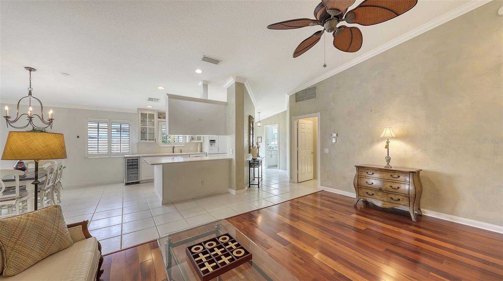 VILLAGEWALK - Residential Lease
