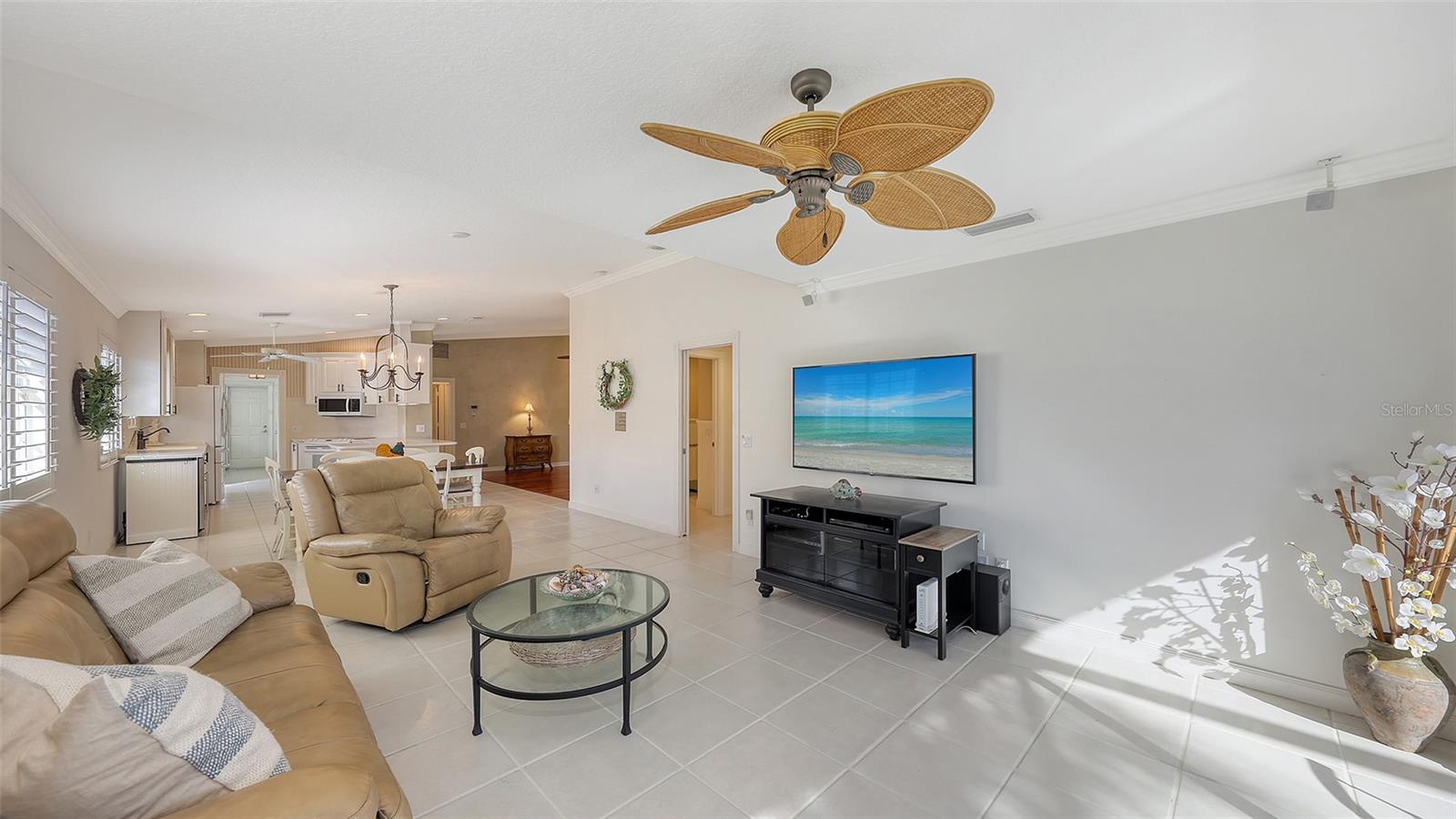 VILLAGEWALK - Residential Lease