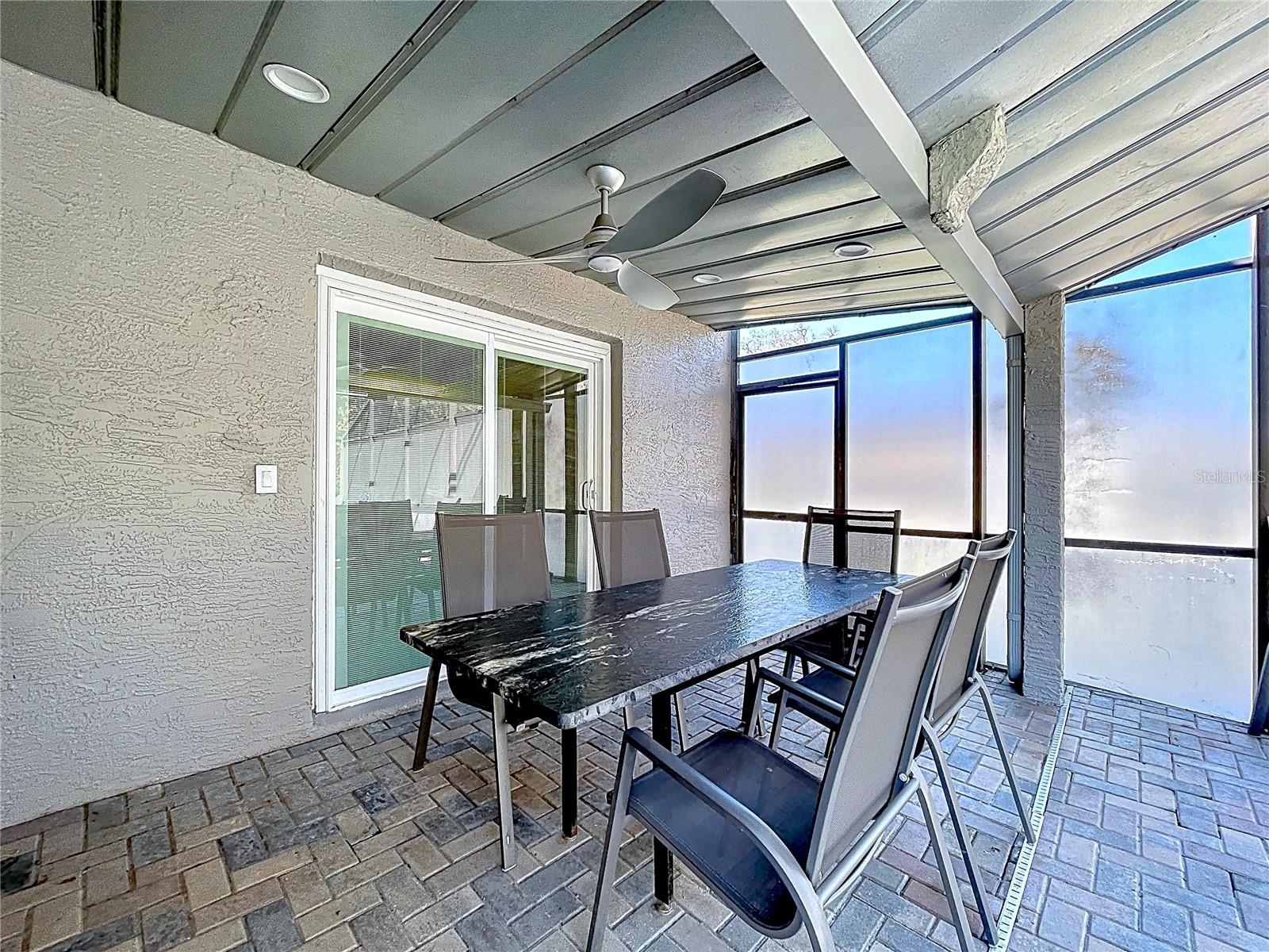 GOLDEN ACRES - Residential