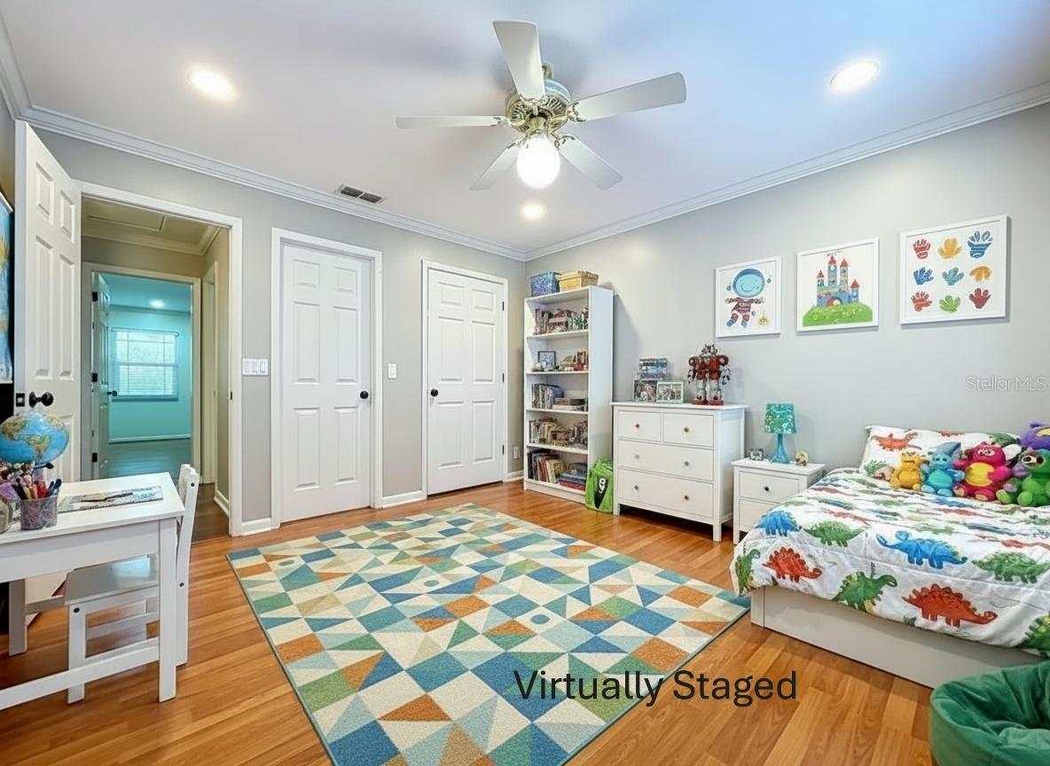 GOLDEN ACRES - Residential