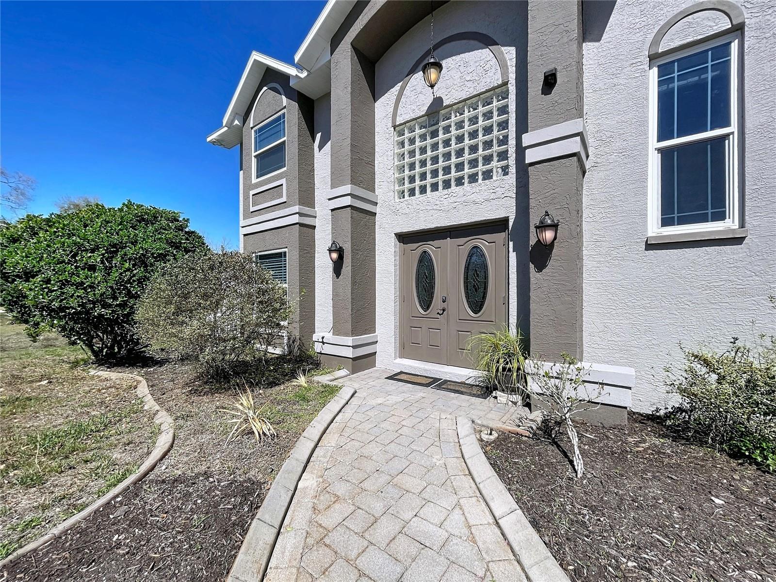 10655 LAKEVIEW DRIVE