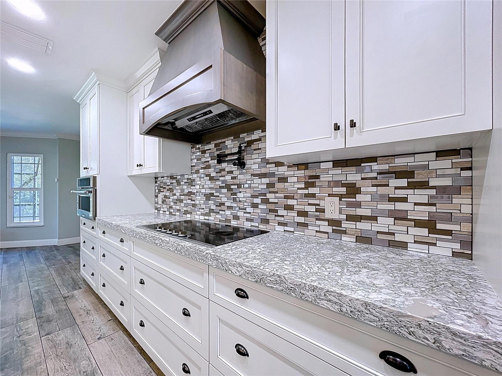 GOLDEN ACRES - Residential