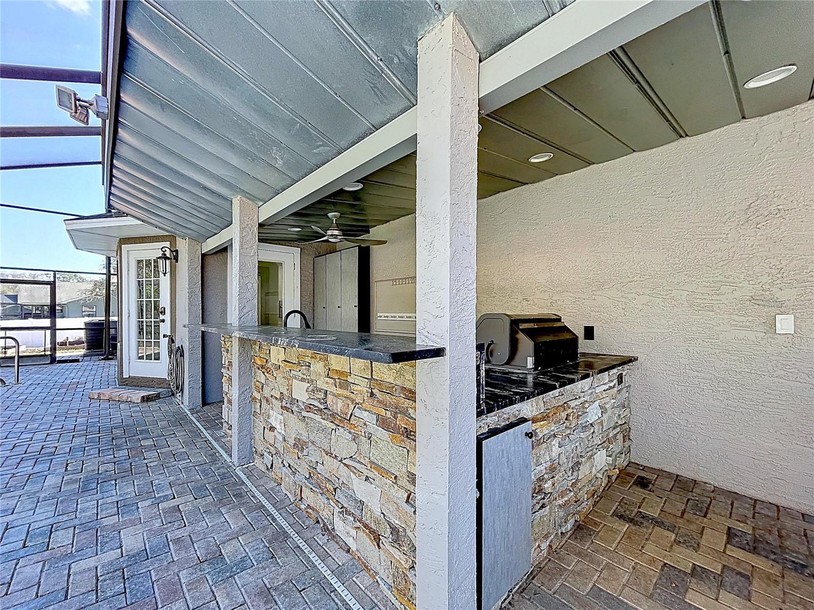 GOLDEN ACRES - Residential