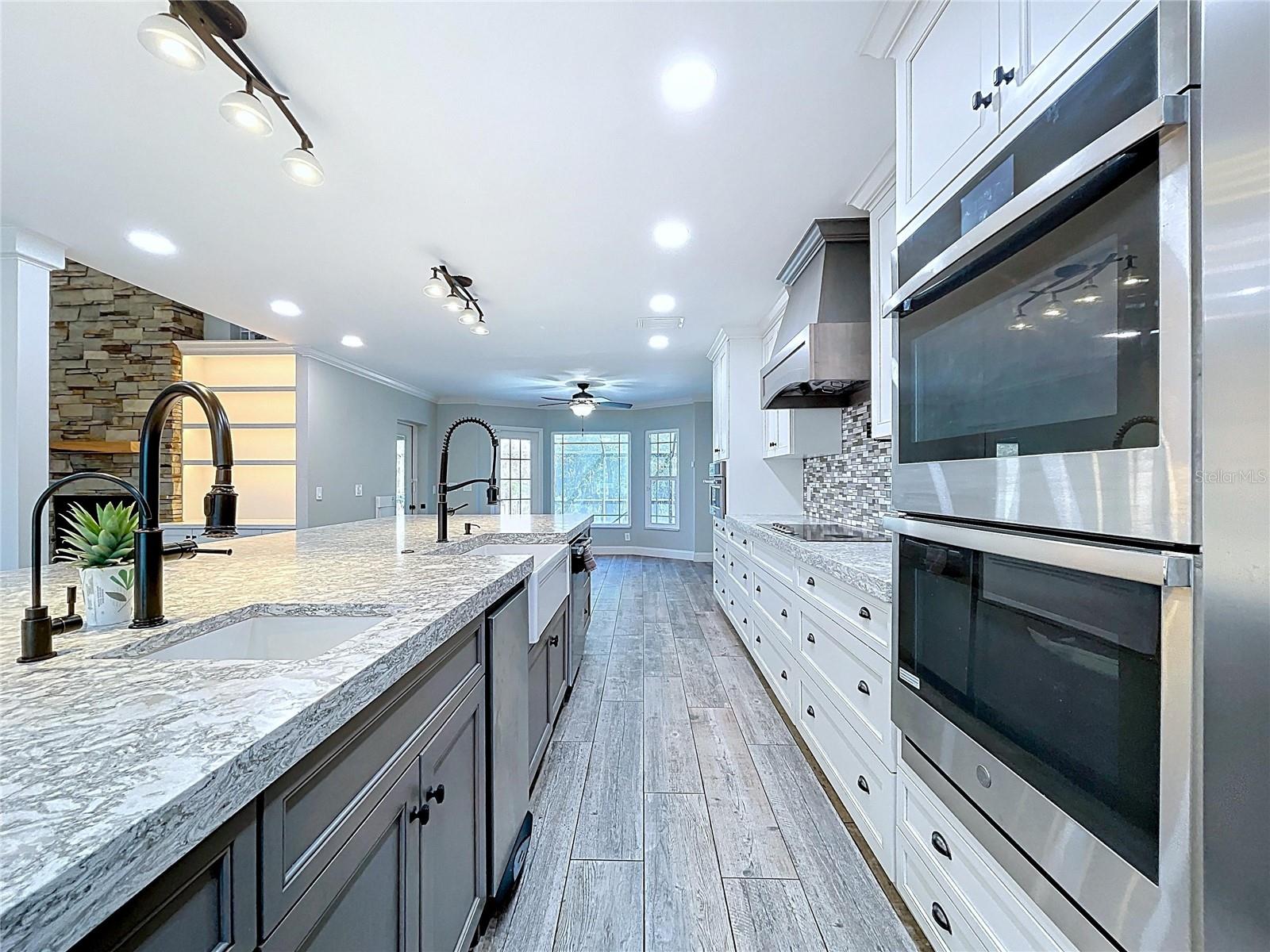 GOLDEN ACRES - Residential