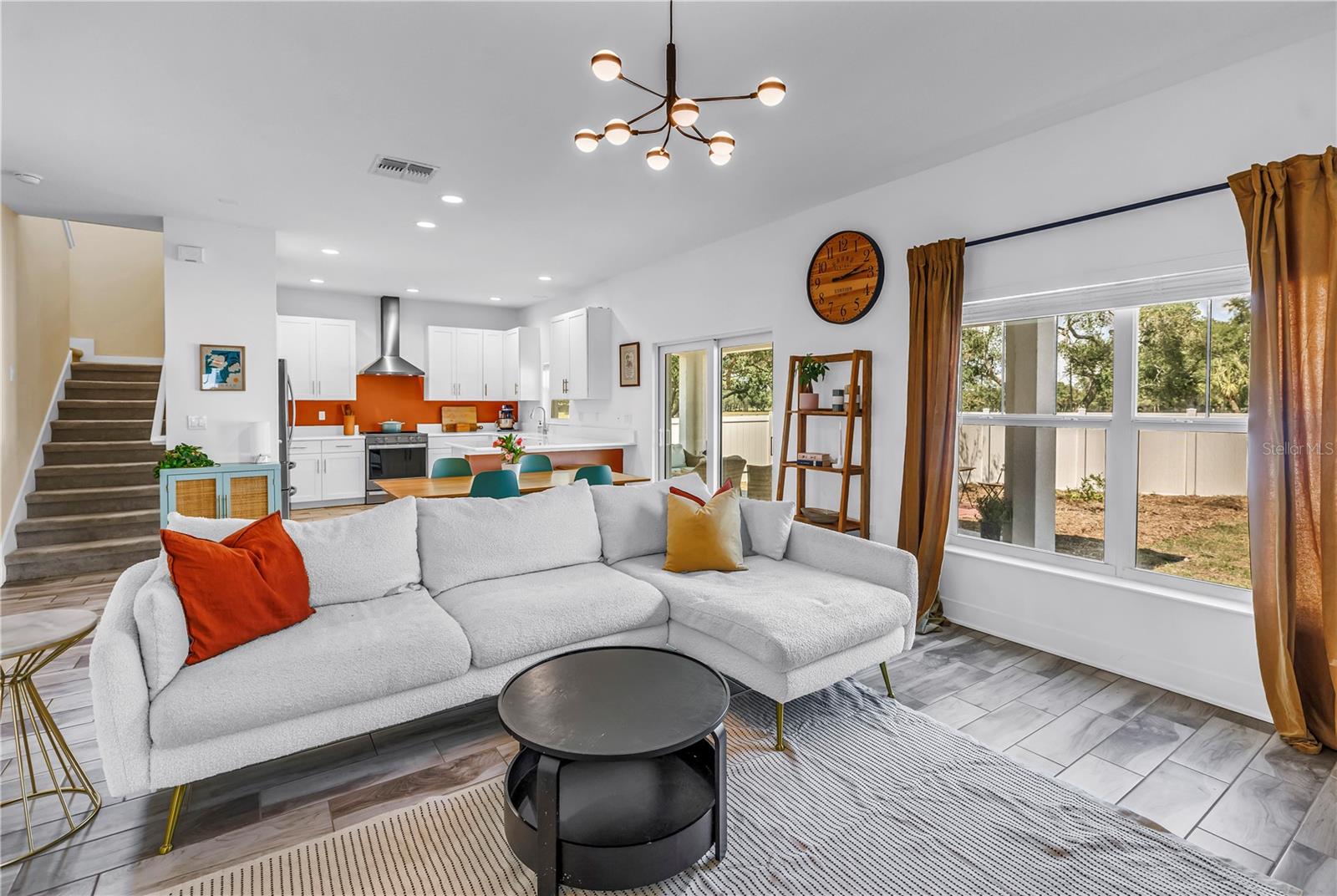 LAKEWOOD ESTATES GOLF COURSE SEC TR XII PT REP - Residential