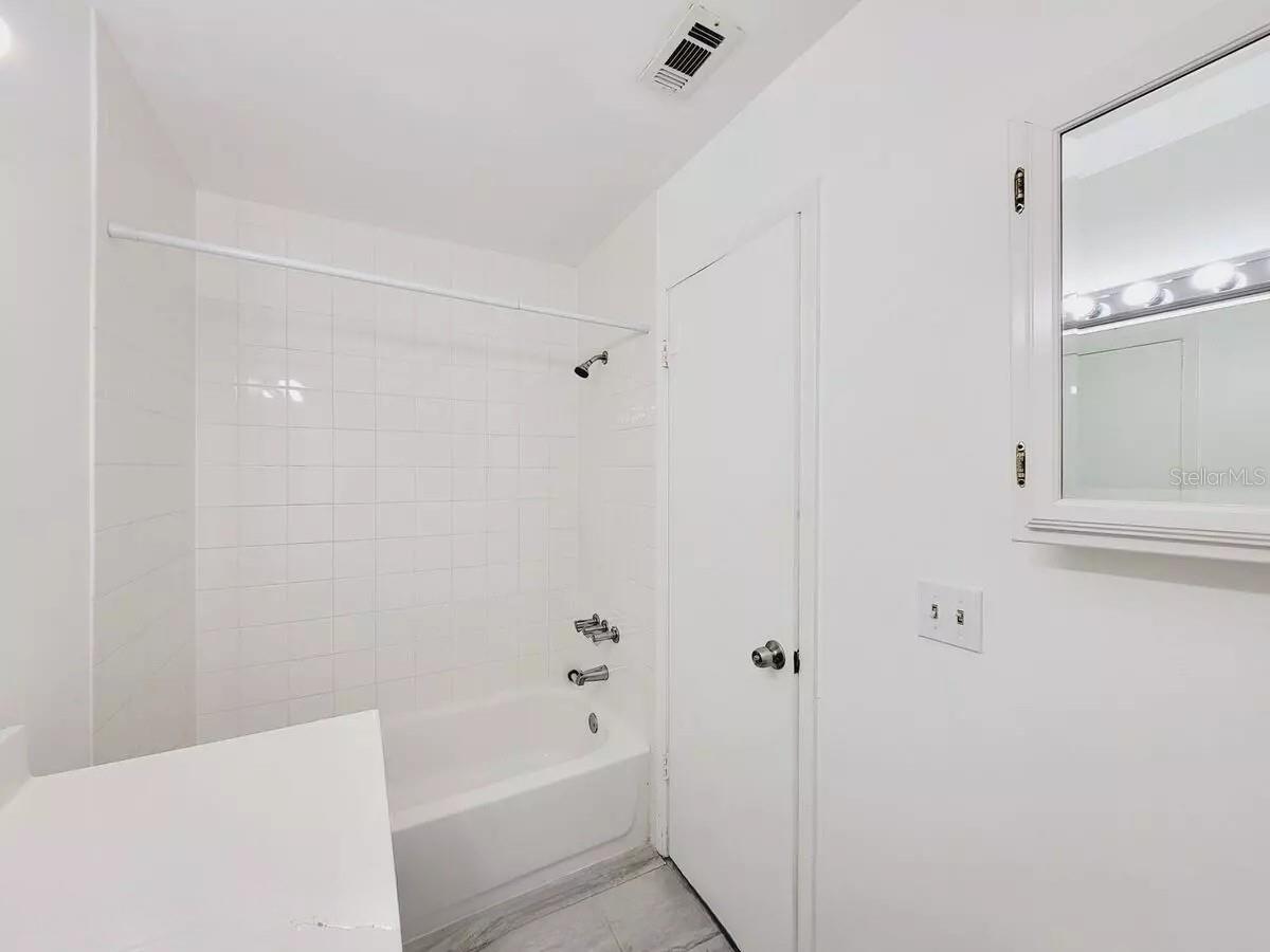 FOXHALL CONDO PH 01-03 - Residential
