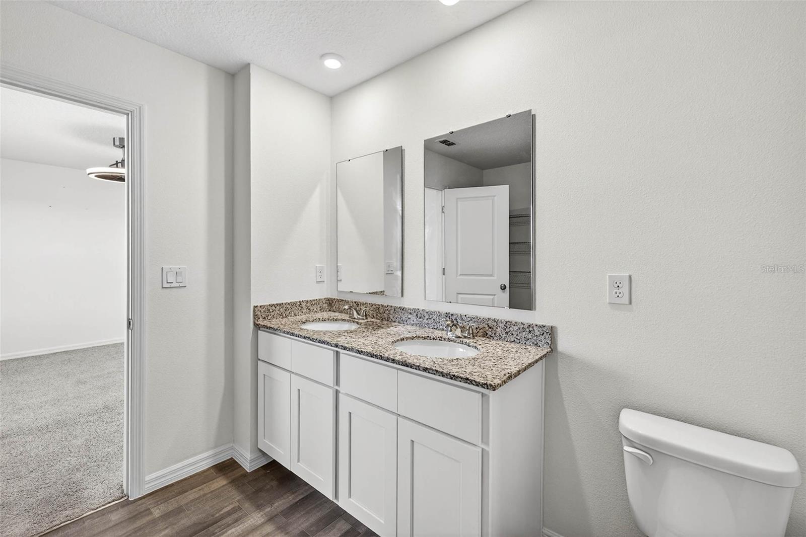 EAGLE HAMMOCK - Residential