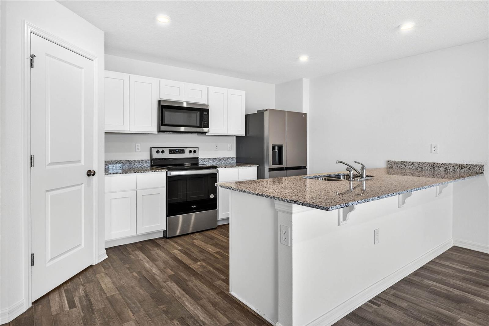 EAGLE HAMMOCK - Residential