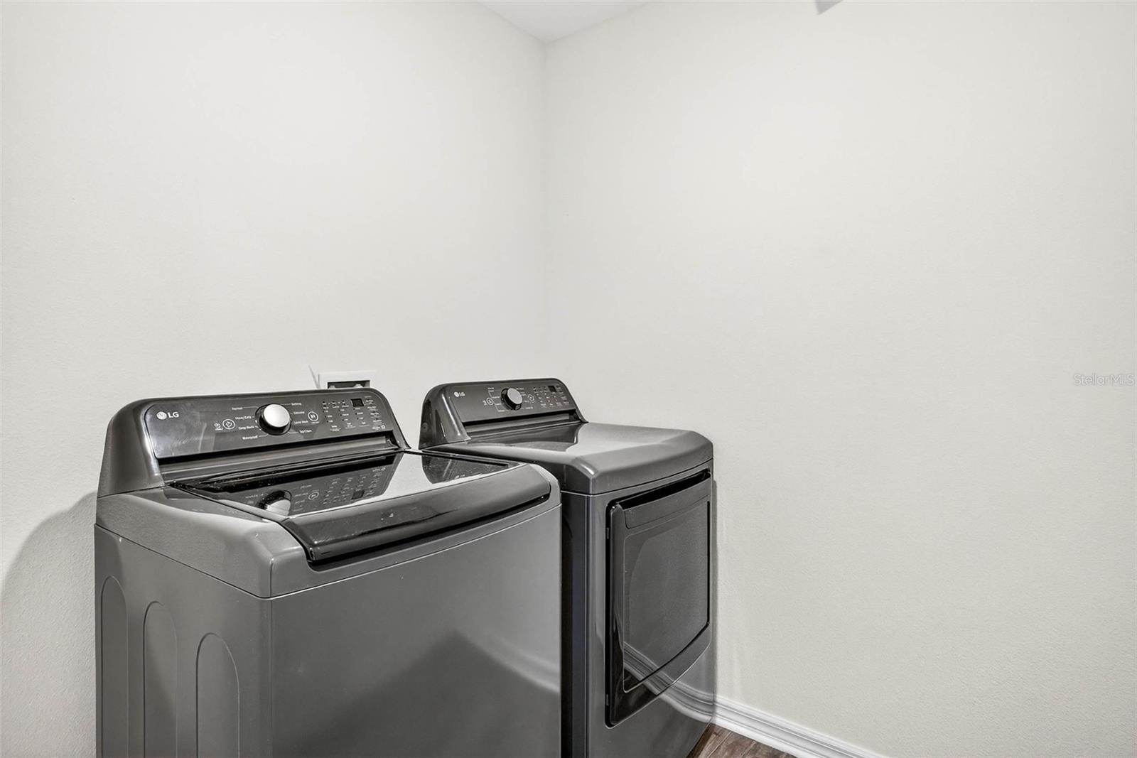 EAGLE HAMMOCK - Residential