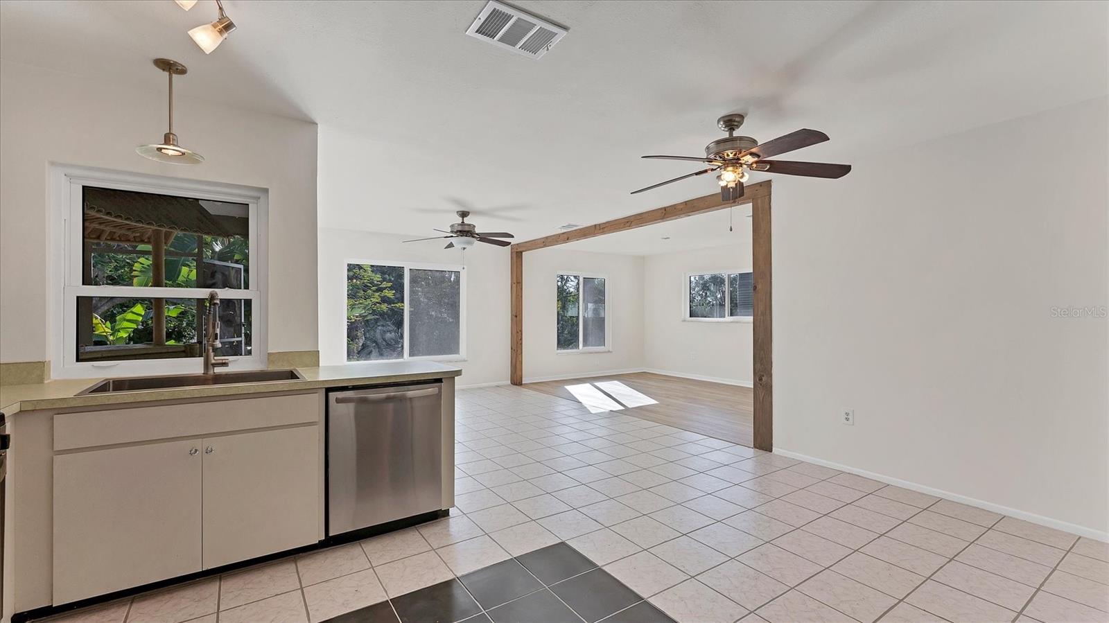 VILLAGE GREEN OF BRADENTON - Residential