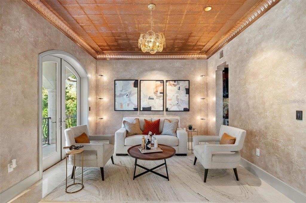 CASEY KEY - Residential