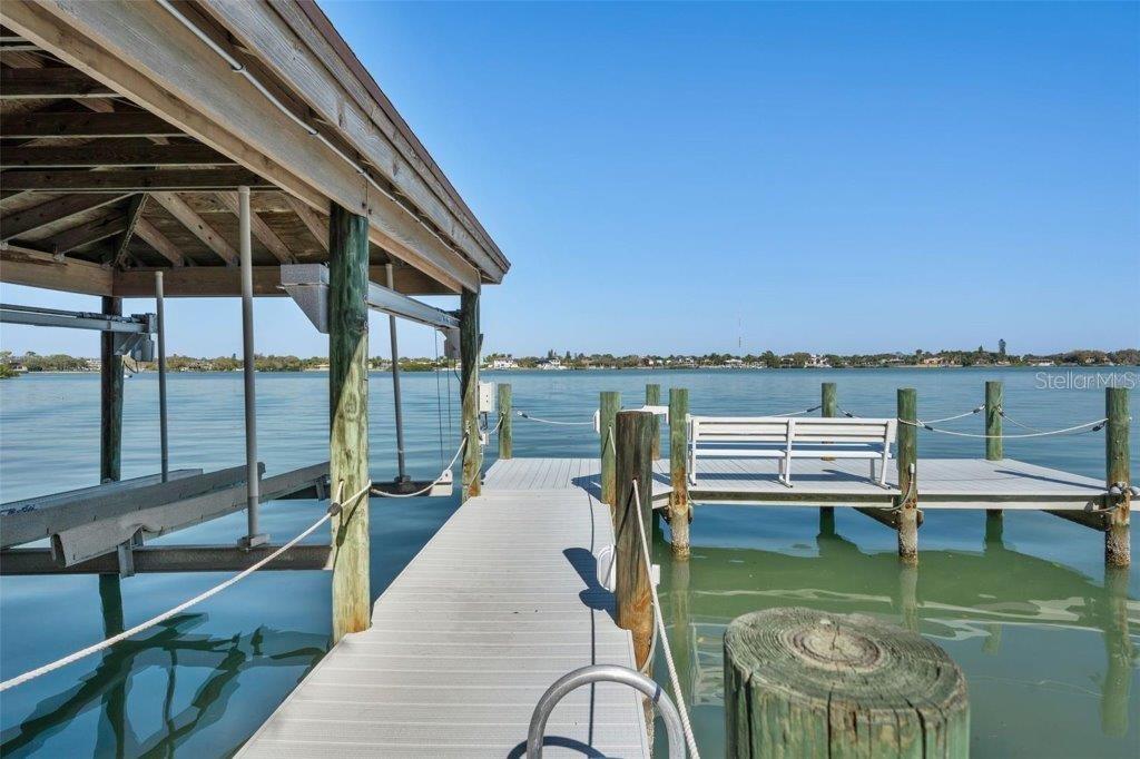 CASEY KEY - Residential