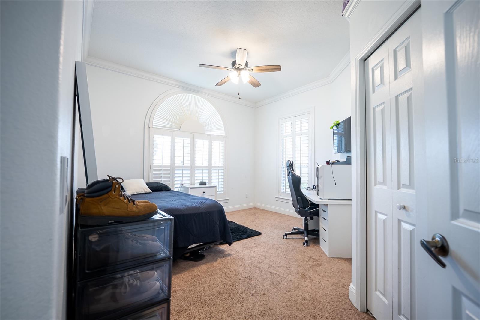 BROOKSTONE 43/47 - Residential