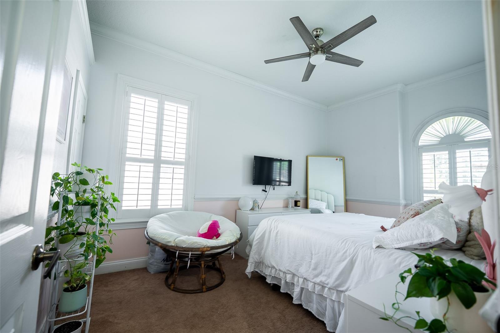 BROOKSTONE 43/47 - Residential