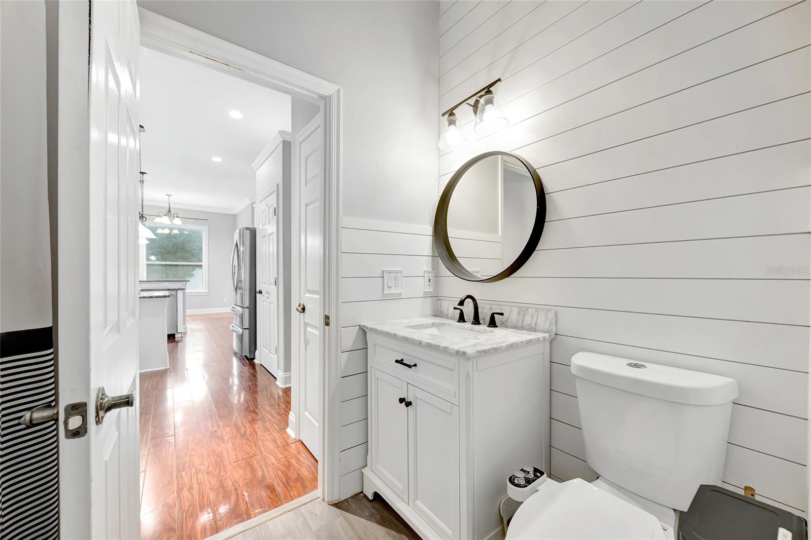 BROOKSTONE 43/47 - Residential