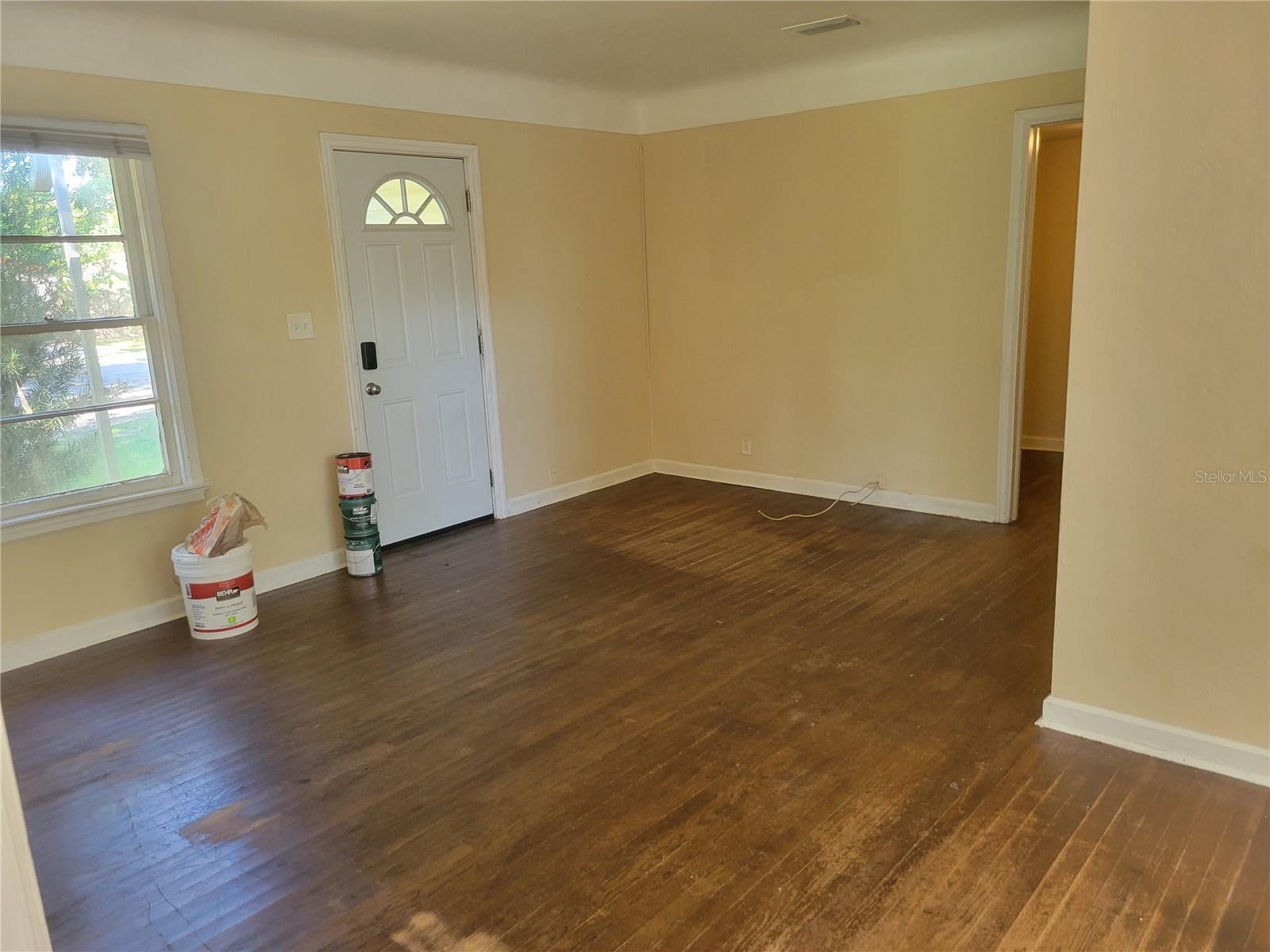 1910 23RD AVENUE N