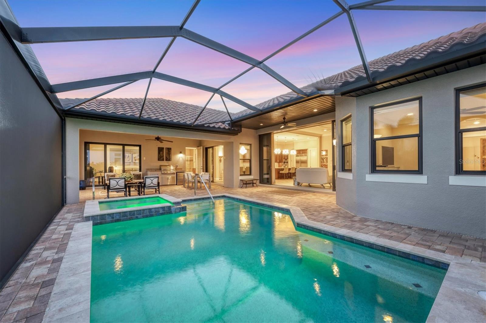 7469 SEACROFT COVE