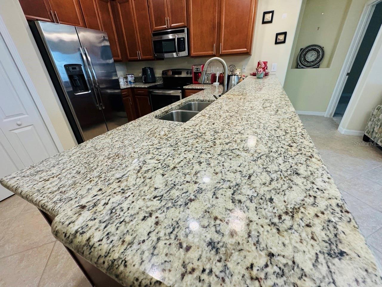 3308 RODRICK CIRCLE