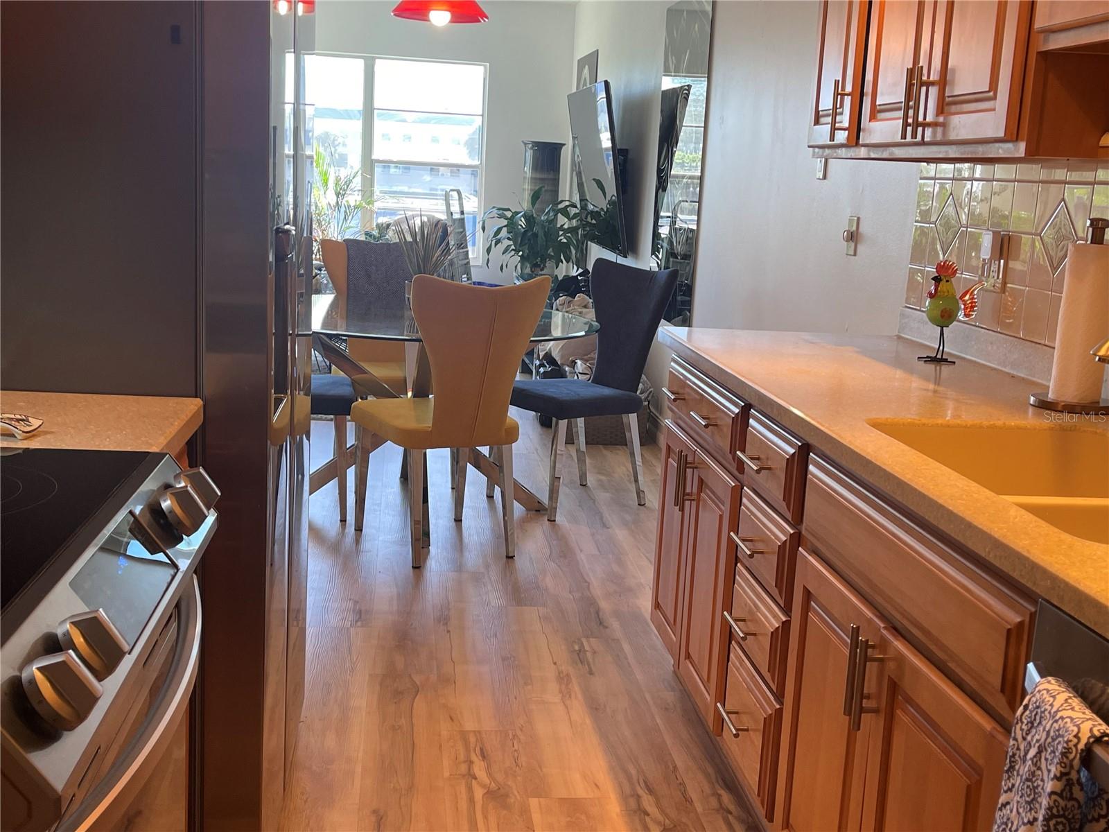 BEACH HARBOR CLUB - Residential