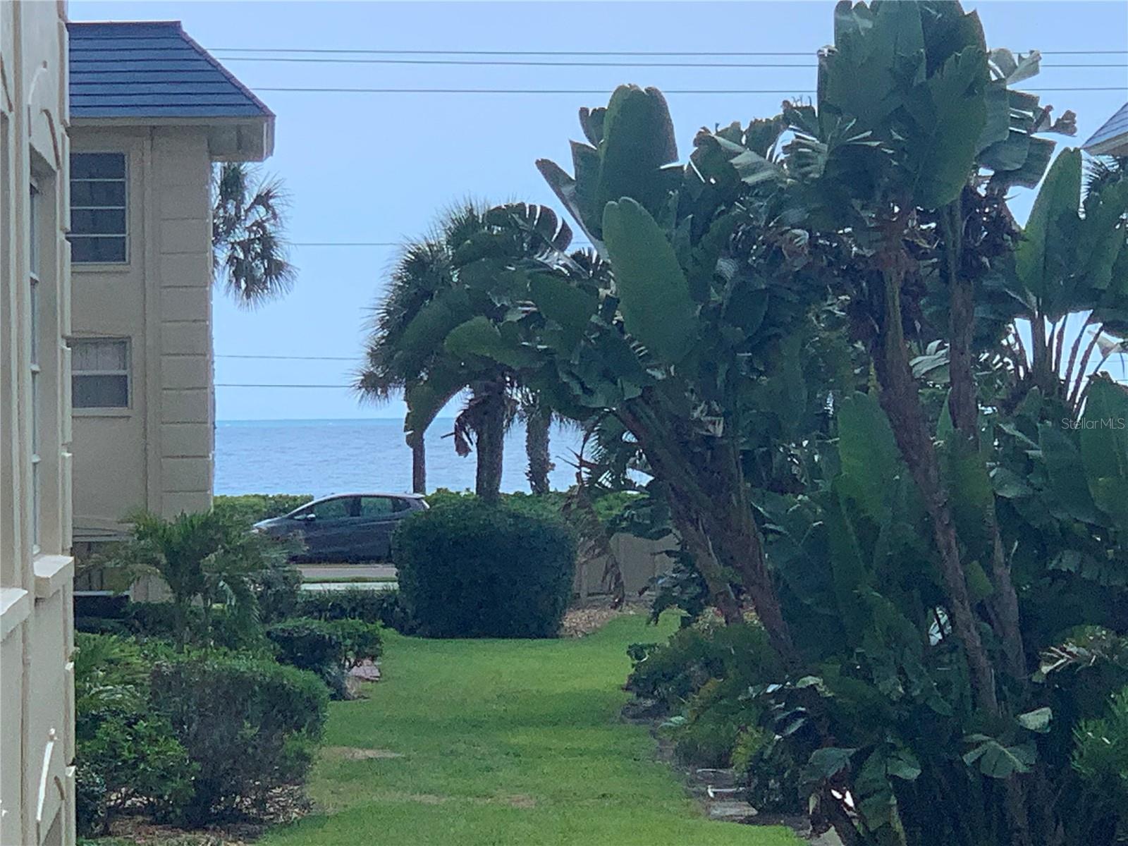 BEACH HARBOR CLUB - Residential