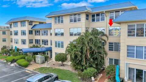 Photo of 3806 Gulf Of Mexico Drive #C310, Longboat Key, FL 34228 (MLS # R4911020)