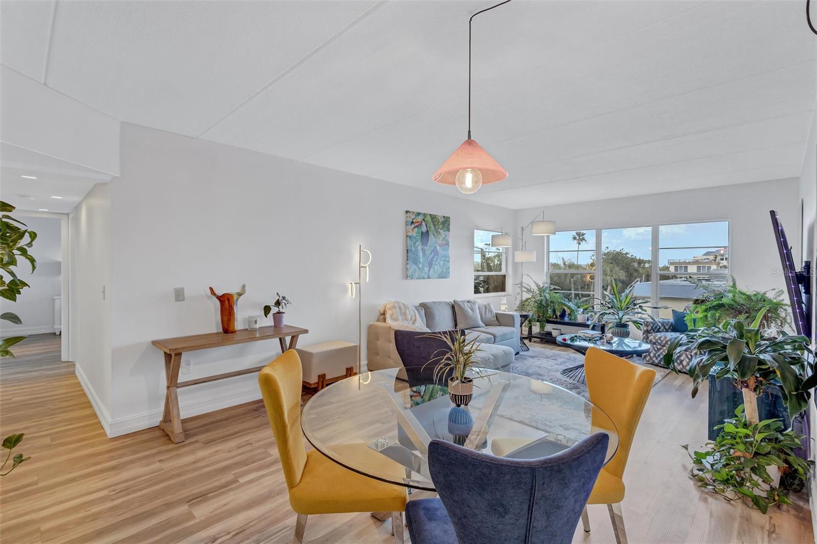 BEACH HARBOR CLUB - Residential