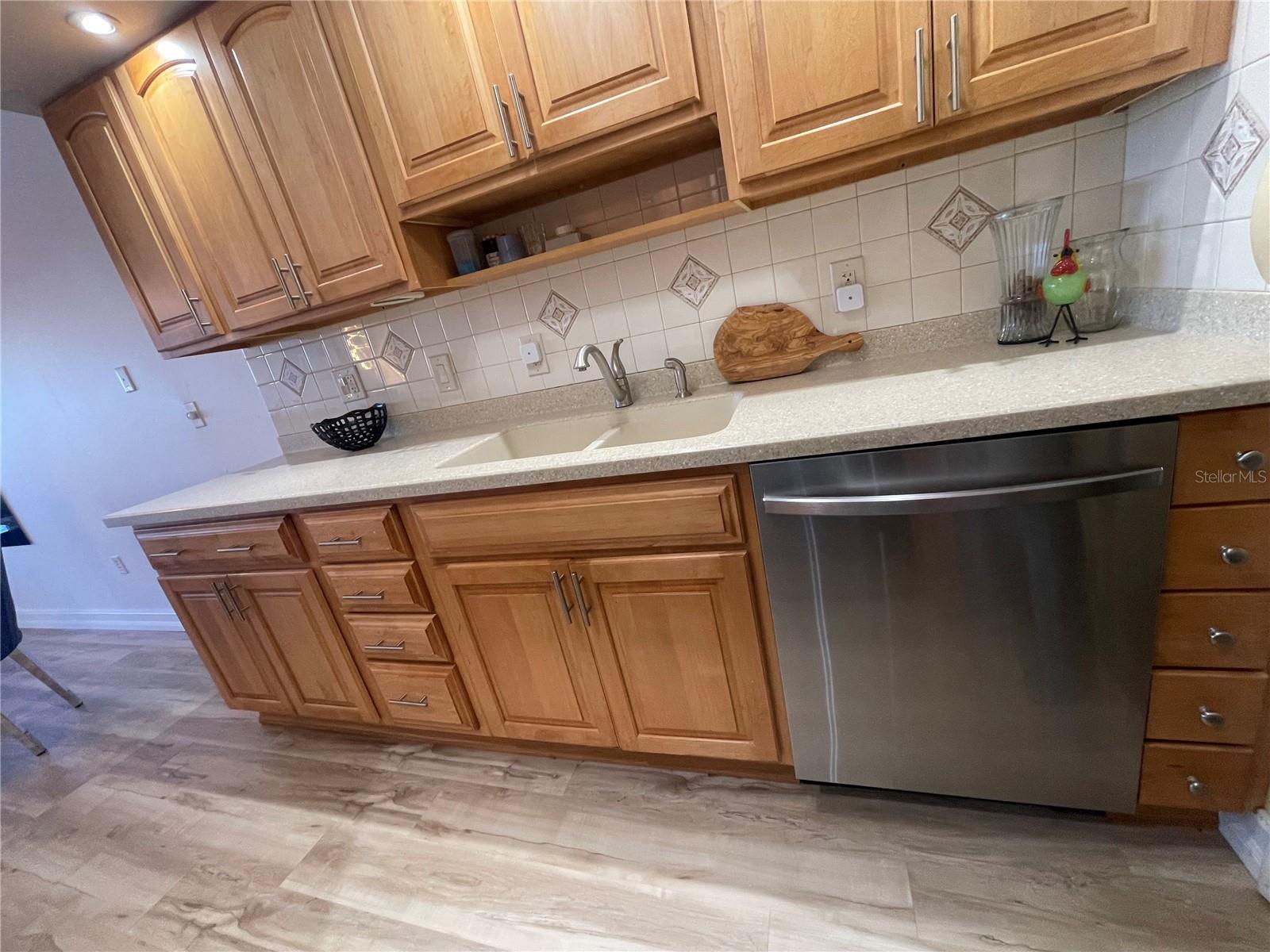 BEACH HARBOR CLUB - Residential