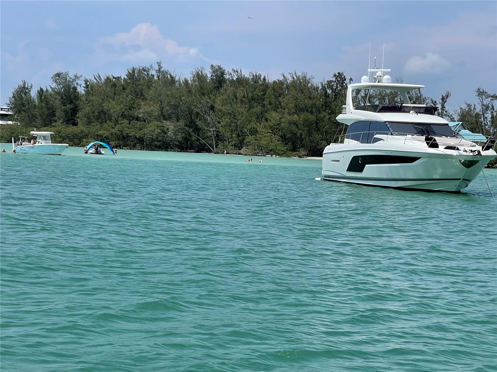 BEACH HARBOR CLUB - Residential