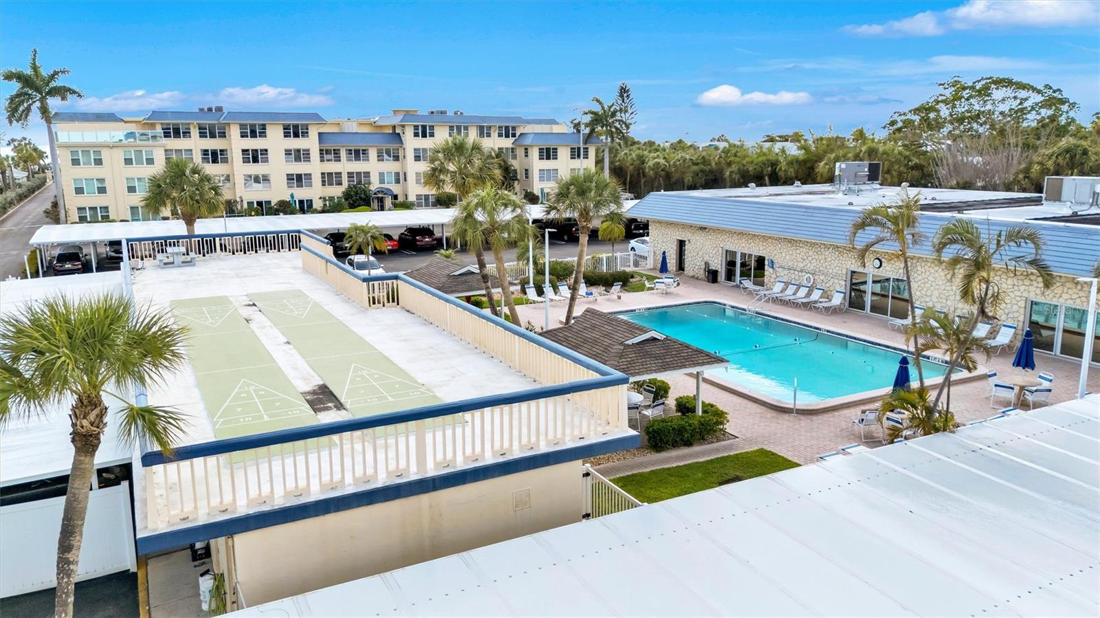 BEACH HARBOR CLUB - Residential