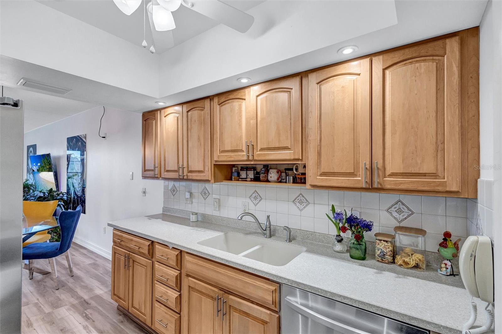 BEACH HARBOR CLUB - Residential