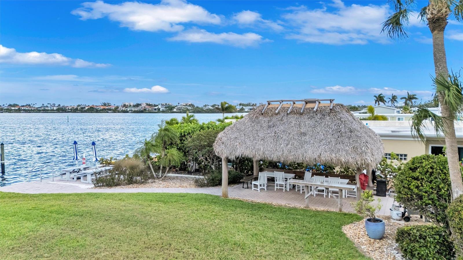 BEACH HARBOR CLUB - Residential