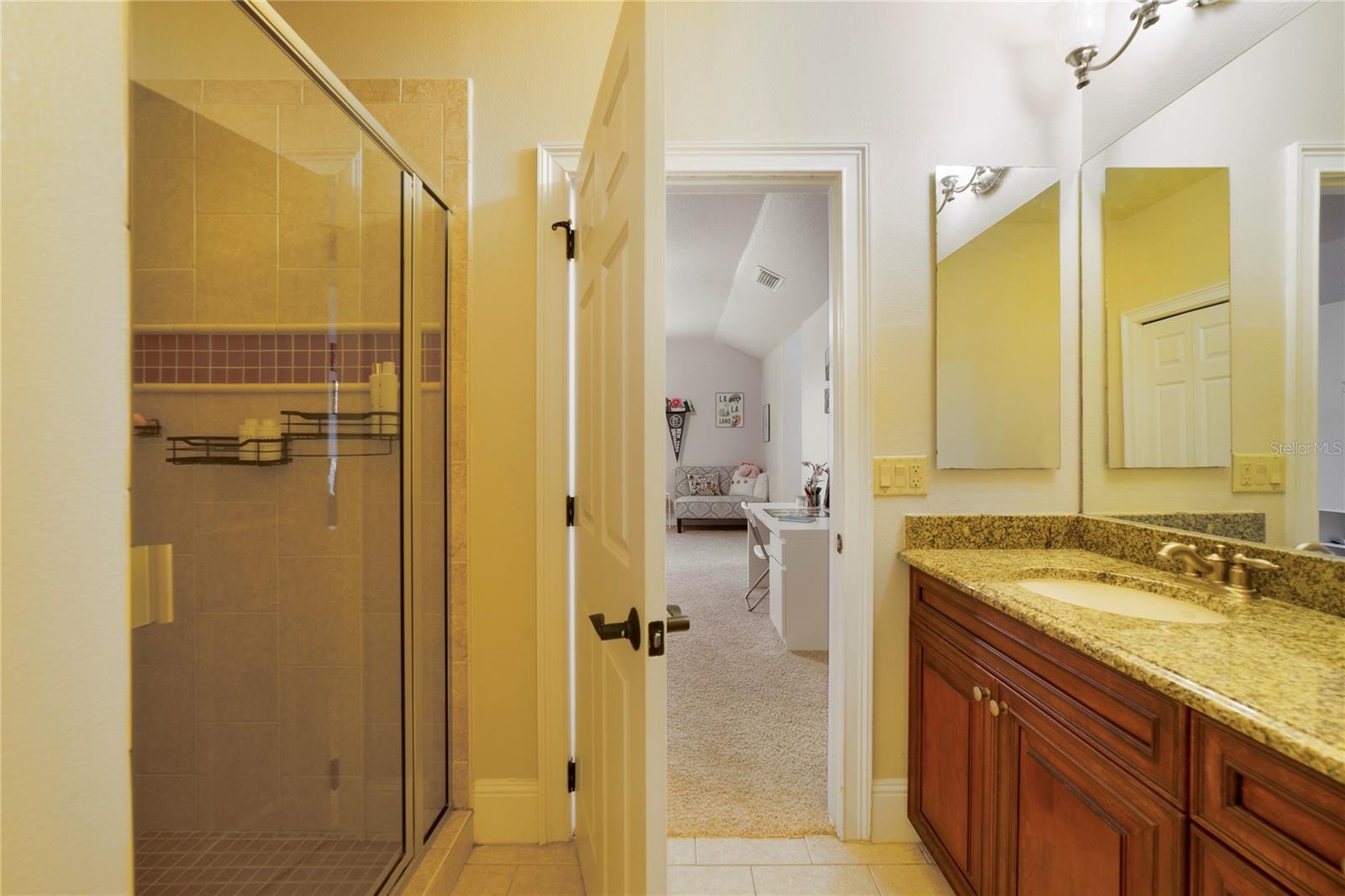 KEENES POINTE UNIT 7 - Residential