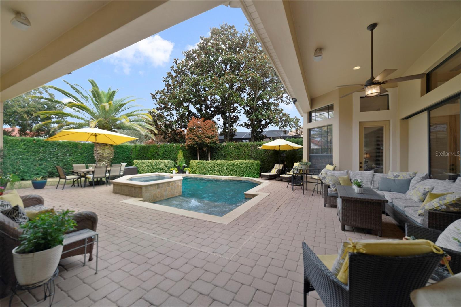 KEENES POINTE UNIT 7 - Residential