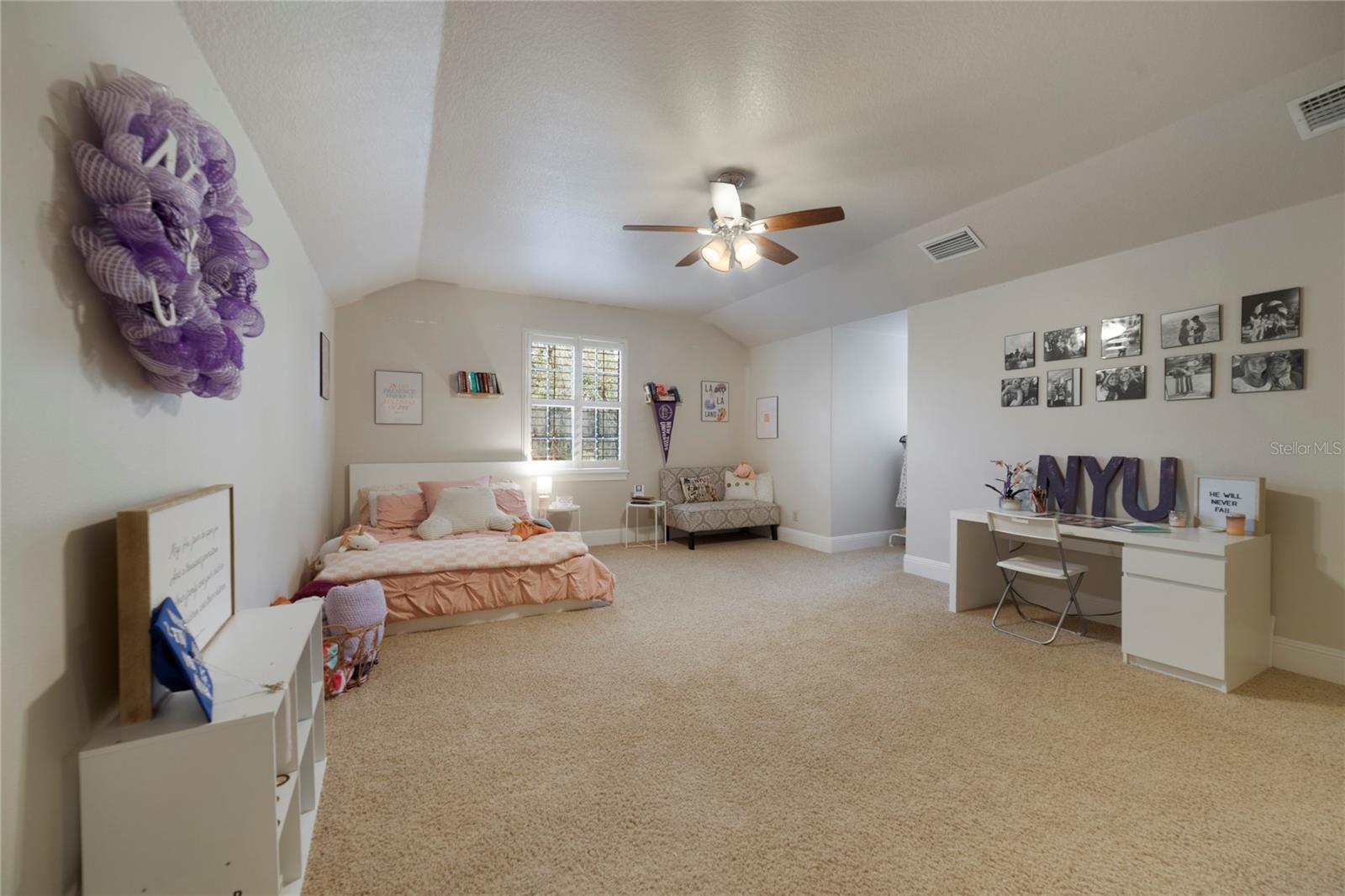 KEENES POINTE UNIT 7 - Residential