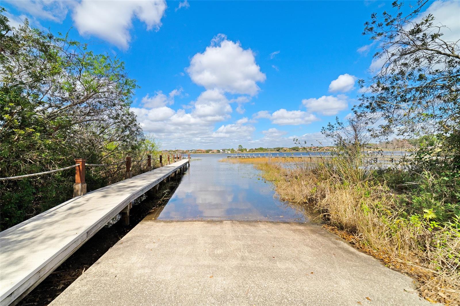 KEENES POINTE UNIT 7 - Residential