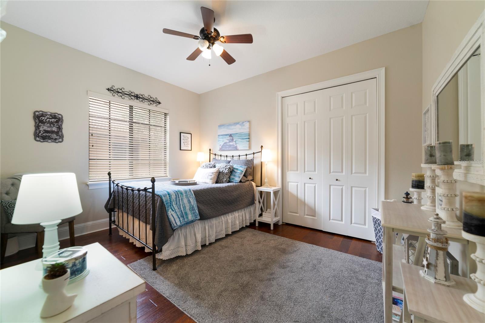 KEENES POINTE UNIT 7 - Residential