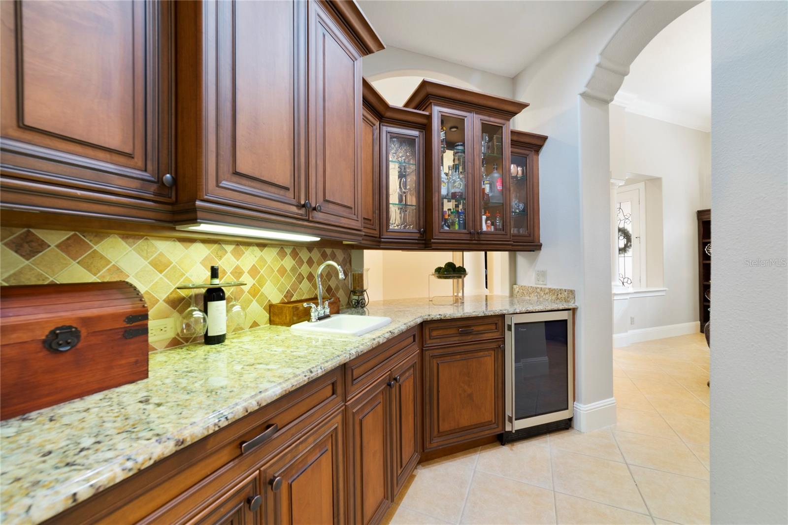 KEENES POINTE UNIT 7 - Residential