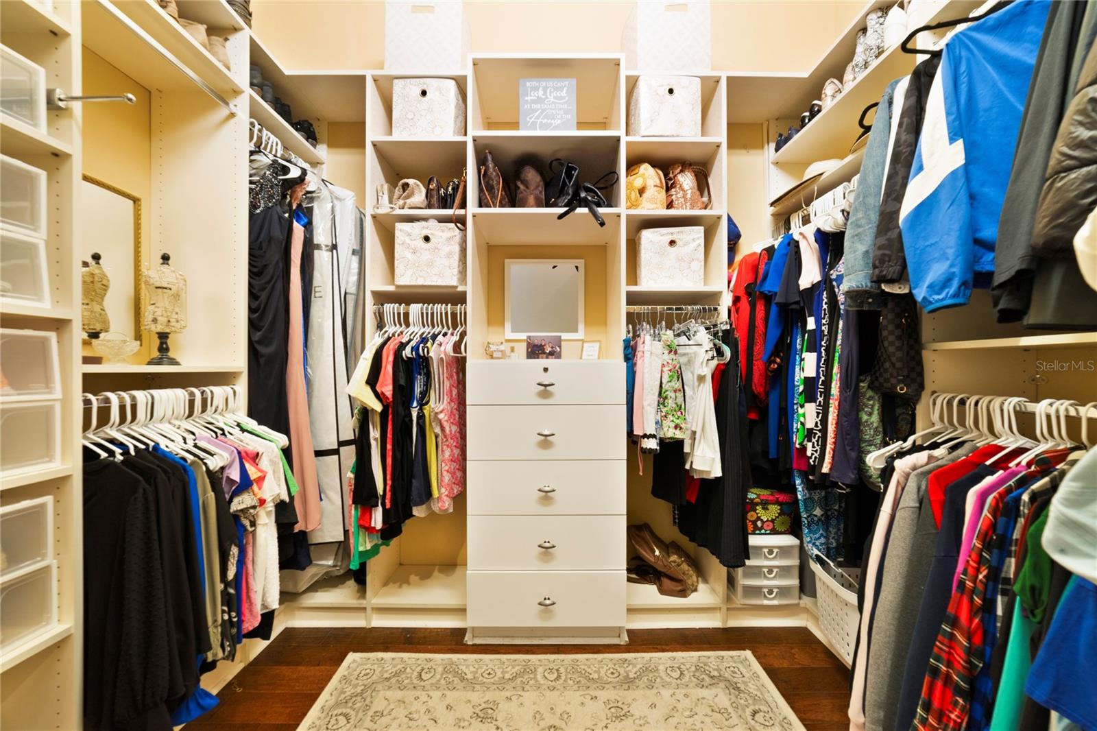 KEENES POINTE UNIT 7 - Residential