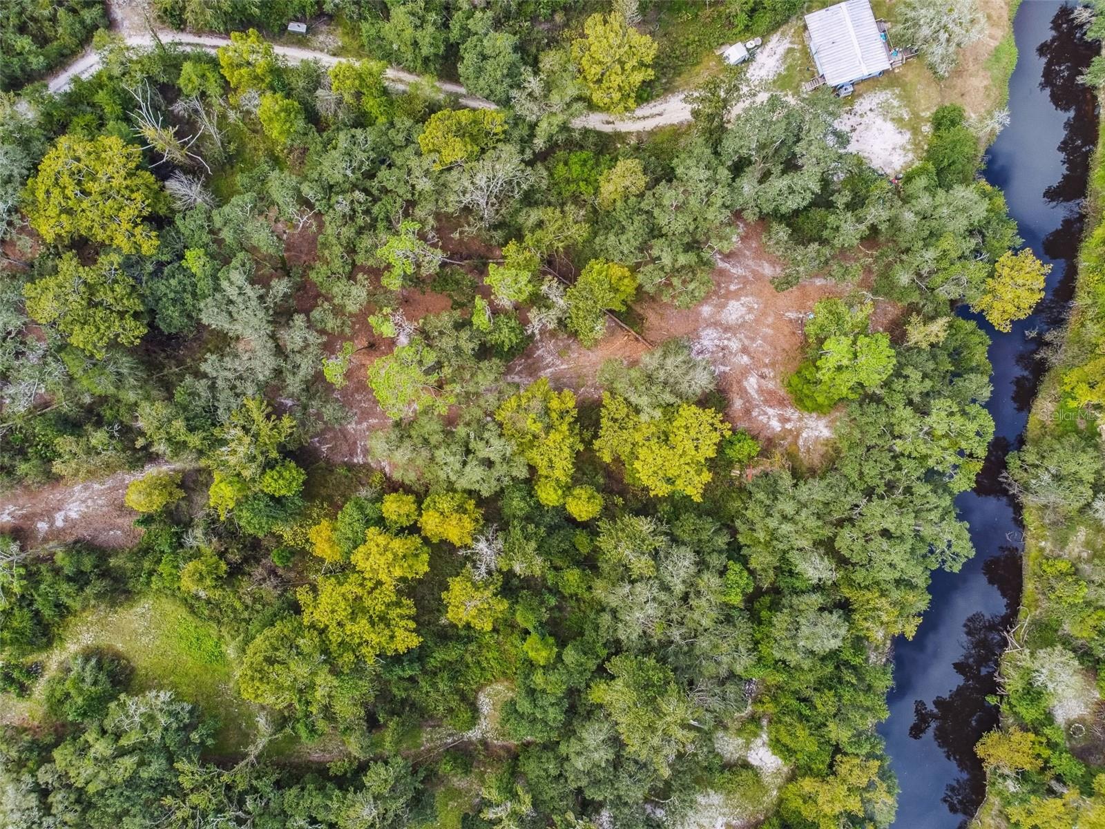 RIVER HEIGHTS ESTATE - Land