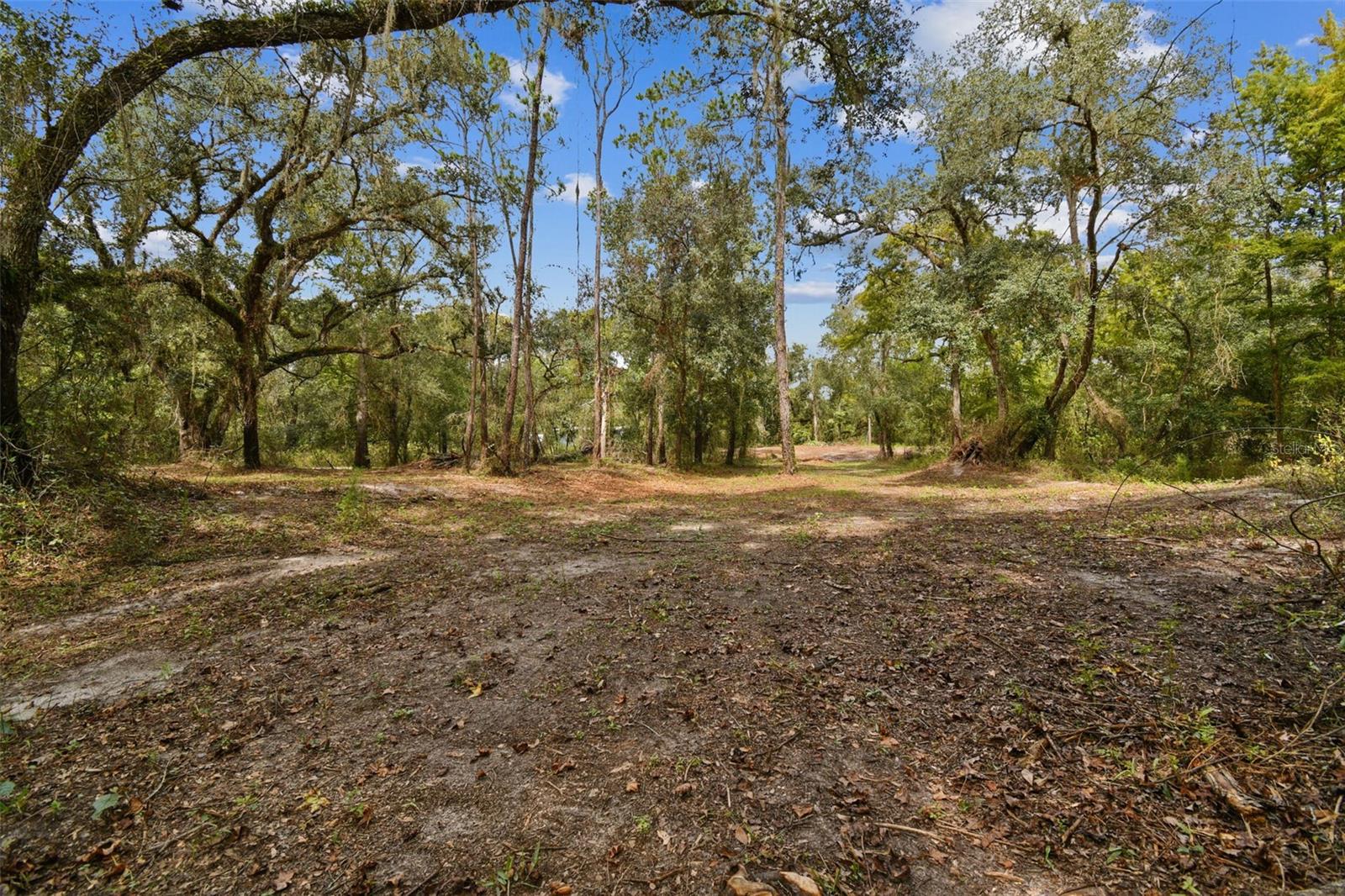 RIVER HEIGHTS ESTATE - Land