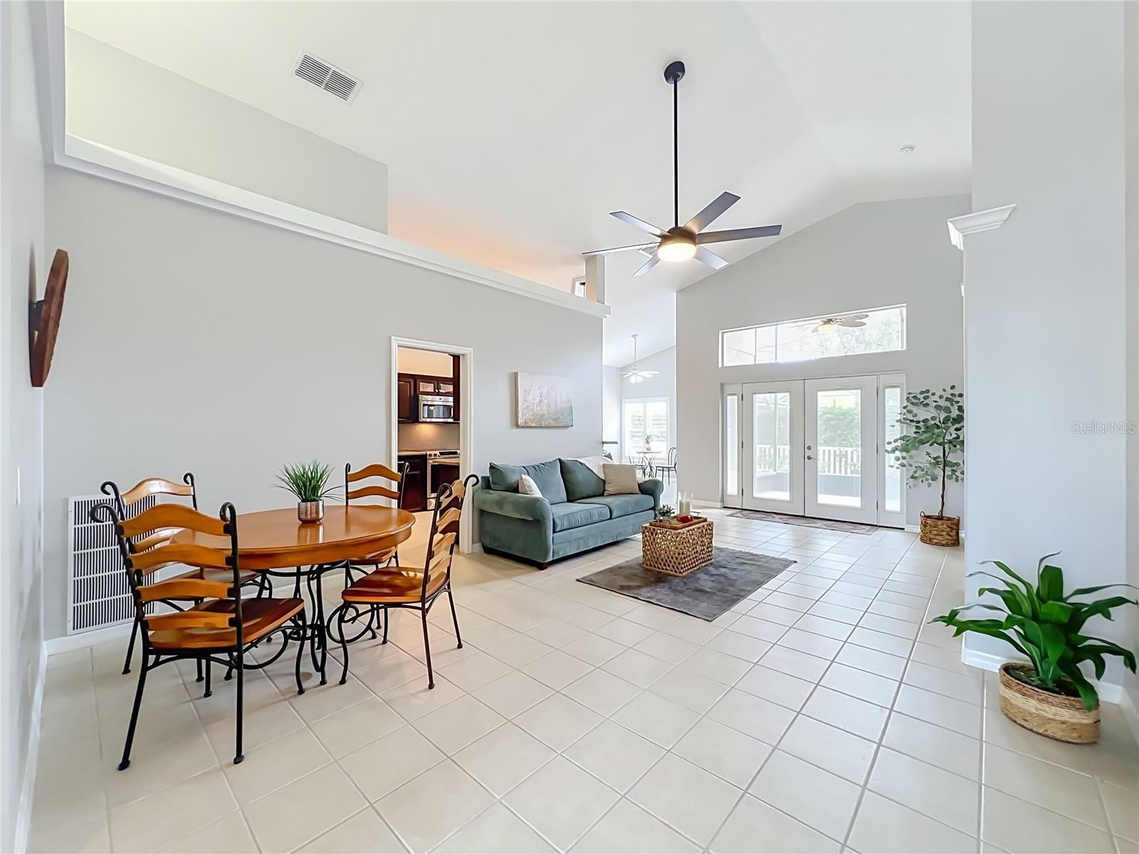 1519 WOODSGLEN DRIVE