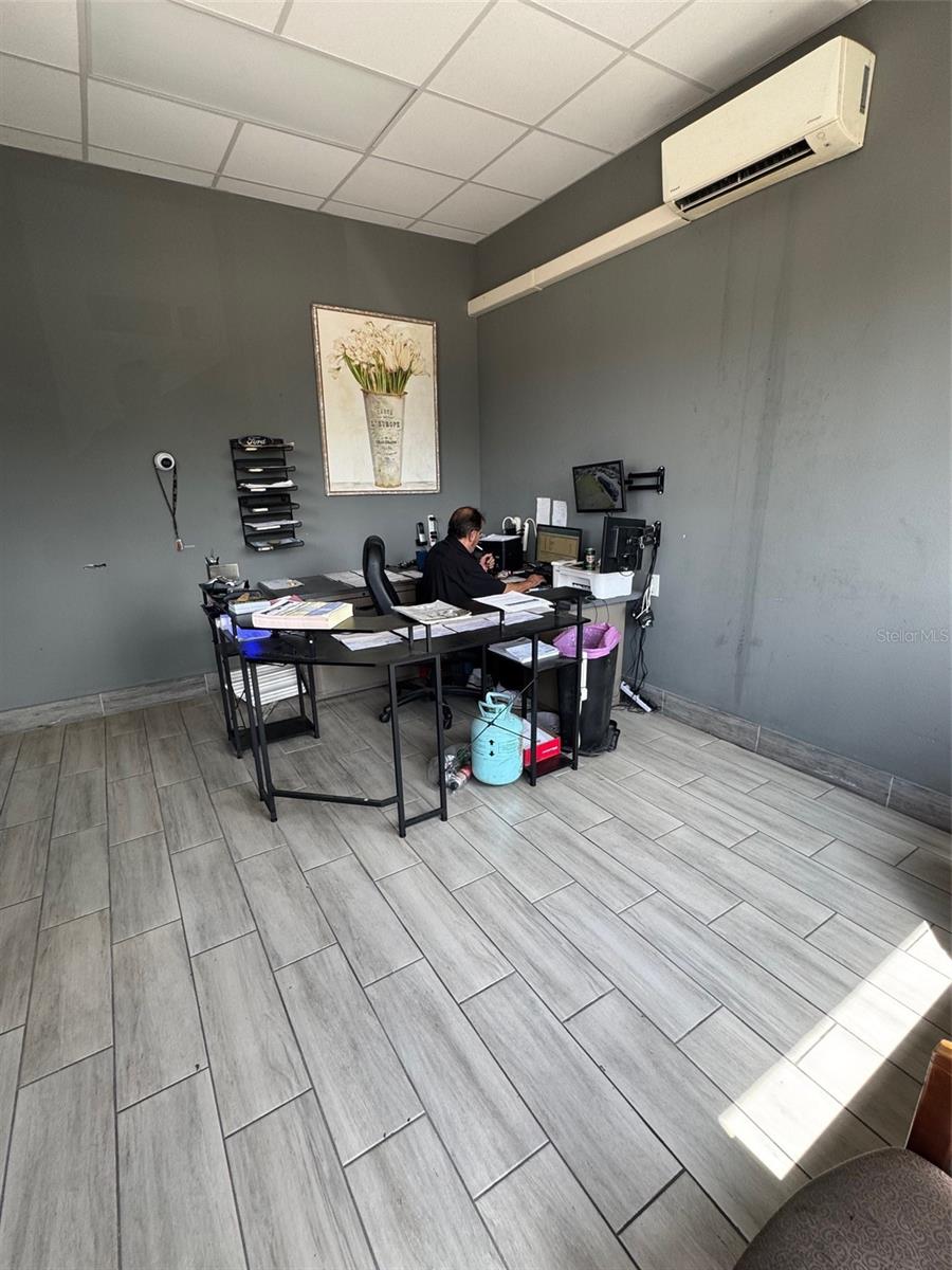 FLEMING HEIGHTS - Commercial Lease