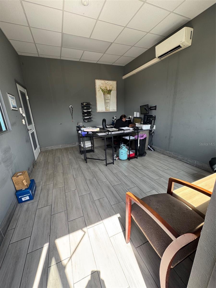 FLEMING HEIGHTS - Commercial Lease