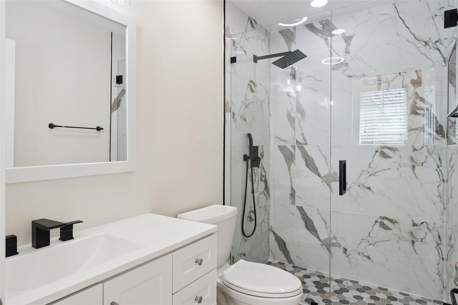 PRESTON SQUARE - Residential